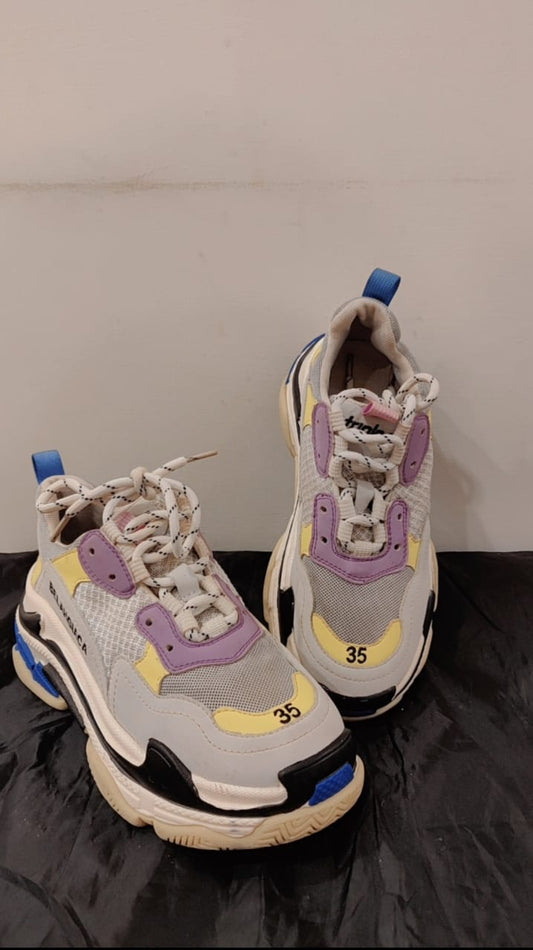 BELAHGIACA Pastel Sneakers